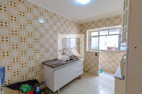 Cozinha de apartamento para alugar com 2 quartos, 80m² em Aviação, Praia Grande