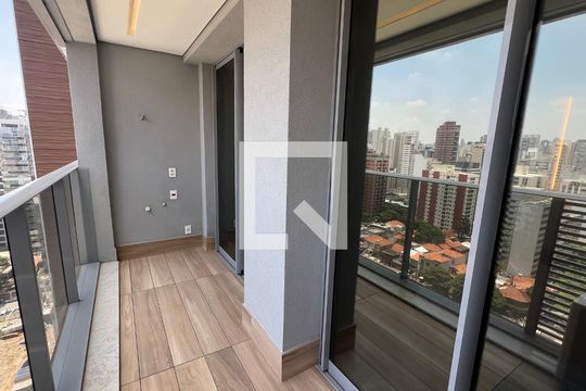 Sacada de kitnet/studio para alugar com 1 quarto, 30m² em Pinheiros, São Paulo