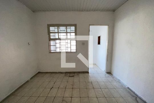 Sala de casa à venda com 1 quarto, 150m² em Jardim Nordeste, São Paulo