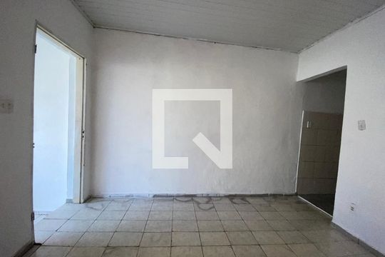 Sala de casa à venda com 1 quarto, 150m² em Jardim Nordeste, São Paulo