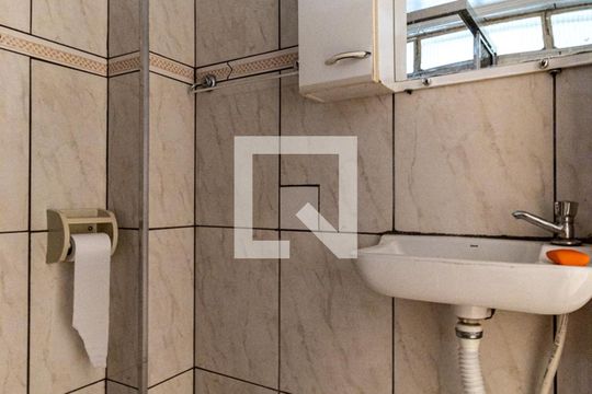 Banheiro de kitnet/studio à venda com 1 quarto, 23m² em Vila Buarque, São Paulo