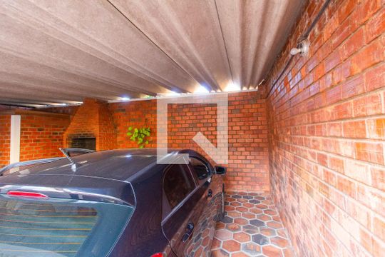 Garagem de casa para alugar com 3 quartos, 90m² em Guarani, Novo Hamburgo