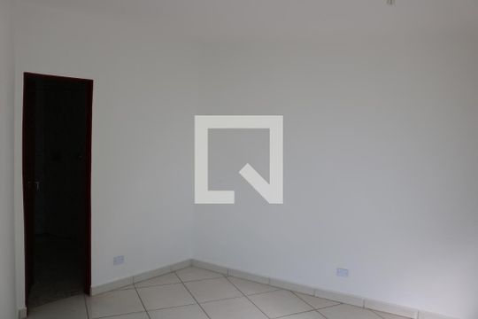 Suíte 1 de casa à venda com 4 quartos, 200m² em Vila Abajá, Goiânia