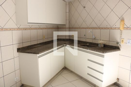 Cozinha de casa à venda com 4 quartos, 200m² em Vila Abajá, Goiânia