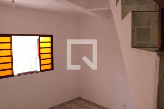 Sala de casa à venda com 4 quartos, 200m² em Vila Abajá, Goiânia