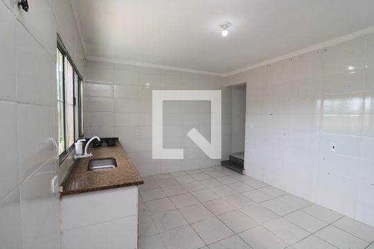 Cozinha de casa para alugar com 2 quartos, 100m² em Jardim Marília, São Paulo
