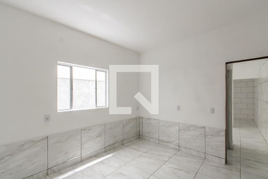 Quarto de casa para alugar com 1 quarto, 110m² em Jardim Danfer, São Paulo