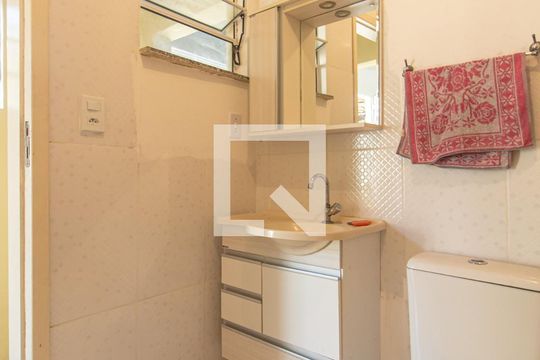 Banheiro de casa para alugar com 1 quarto, 60m² em Campo Grande, Rio de Janeiro