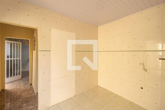 Sala de casa para alugar com 1 quarto, 60m² em Campo Grande, Rio de Janeiro