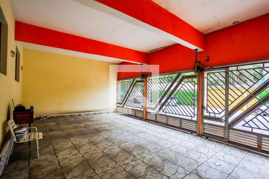 Garagem de casa à venda com 4 quartos, 350m² em Jardim Maria Rosa, Taboão da Serra