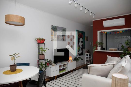 Sala de apartamento à venda com 3 quartos, 74m² em Independência, Porto Alegre