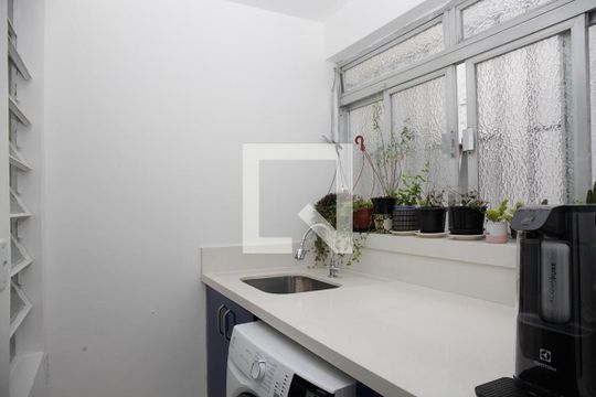 Área de Serviço de apartamento à venda com 3 quartos, 74m² em Independência, Porto Alegre