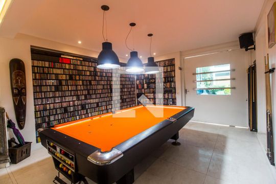 Sala de casa à venda com 7 quartos, 645m² em Alphaville, Santana de Parnaíba