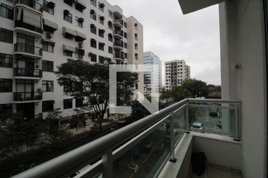 Varanda da Sala de apartamento à venda com 2 quartos, 65m² em Barra da Tijuca, Rio de Janeiro