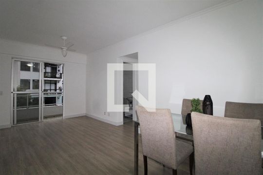 Apartamento à venda com 2 quartos, 65m² em Barra da Tijuca, Rio de Janeiro