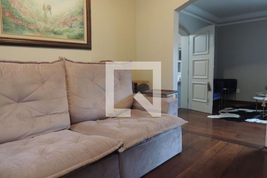 Sala de TV de casa à venda com 4 quartos, 250m² em Brooklin Paulista, São Paulo