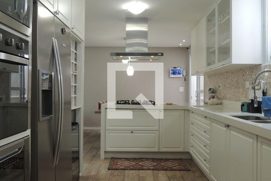 Cozinha de casa à venda com 4 quartos, 250m² em Brooklin Paulista, São Paulo