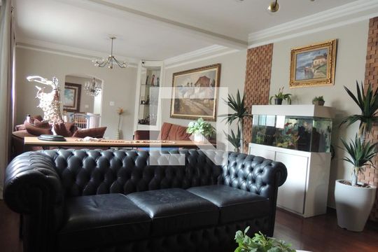 Sala de casa à venda com 4 quartos, 250m² em Brooklin Paulista, São Paulo