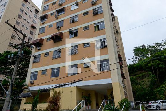 Fachada de apartamento para alugar com 2 quartos, 60m² em Santa Rosa, Niterói