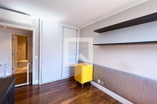 Quarto 2 de apartamento para alugar com 3 quartos, 140m² em Moema, São Paulo
