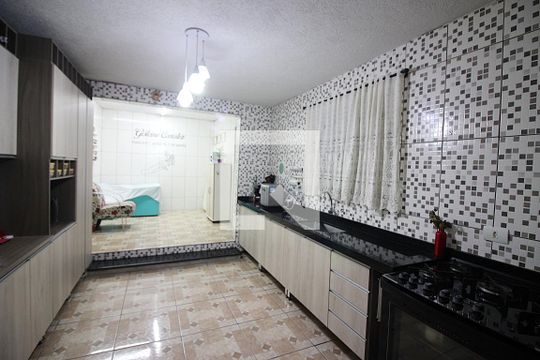 Cozinha de casa à venda com 4 quartos, 188m² em Vila Antonieta, São Bernardo do Campo