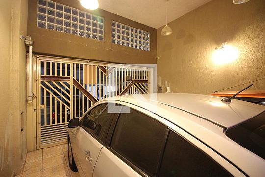 Garagem de casa à venda com 4 quartos, 188m² em Vila Antonieta, São Bernardo do Campo