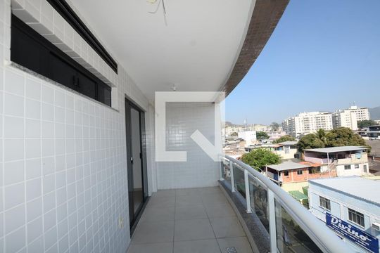 Varanda da Sala de casa de condomínio para alugar com 2 quartos, 70m² em Bento Ribeiro, Rio de Janeiro