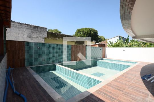 Área comum - Piscina de casa de condomínio para alugar com 2 quartos, 70m² em Bento Ribeiro, Rio de Janeiro