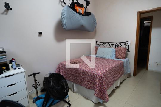 Quarto de apartamento à venda com 3 quartos, 142m² em Botafogo, Rio de Janeiro