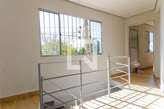 Área comum de casa para alugar com 1 quarto, 30m² em Chácara Inglesa, São Paulo