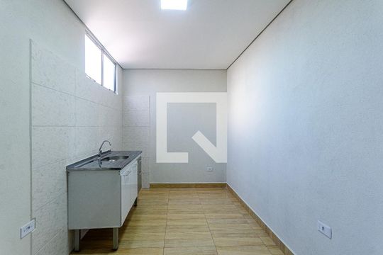 Cozinha de casa para alugar com 1 quarto, 30m² em Chácara Inglesa, São Paulo