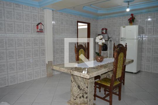 Cozinha de casa à venda com 3 quartos, 420m² em Parque Maracana, Contagem