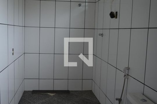 Banheiro da Suíte 2 de casa à venda com 3 quartos, 420m² em Parque Maracana, Contagem