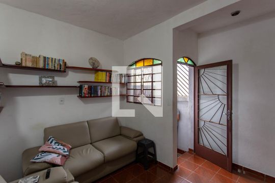 Sala de casa para alugar com 6 quartos, 500m² em Céu Azul, Belo Horizonte