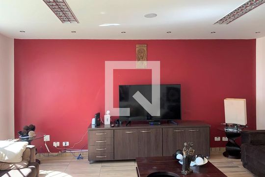 Casa para alugar com 3 quartos, 492m² em Vila Progresso, Guarulhos
