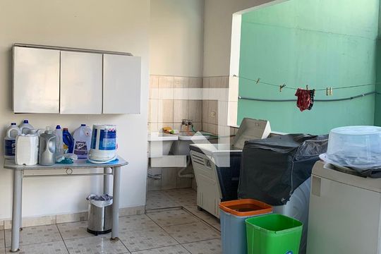 Lavanderia de casa para alugar com 3 quartos, 492m² em Vila Progresso, Guarulhos