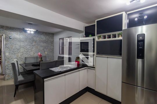 Cozinha de casa à venda com 3 quartos, 250m² em Cidade das Flores, Osasco