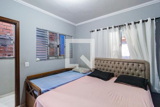 Quarto 2 de casa à venda com 3 quartos, 145m² em Padroeira, Osasco