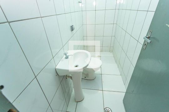 Banheiro  de casa para alugar com 1 quarto, 40m² em Centro, Diadema