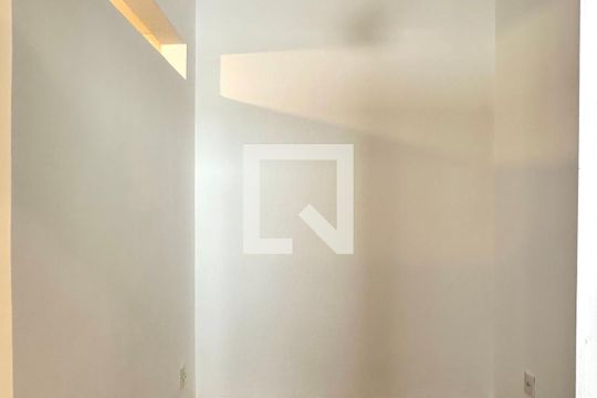 Quarto de serviço de apartamento para alugar com 4 quartos, 225m² em Copacabana, Rio de Janeiro
