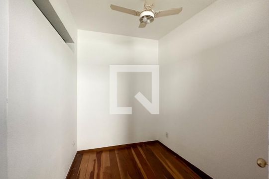 Quarto de Serviço de apartamento para alugar com 4 quartos, 225m² em Copacabana, Rio de Janeiro