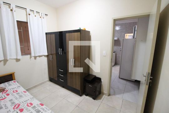 Quarto 1 de casa à venda com 6 quartos, 261m² em Vila Antonieta, São Paulo
