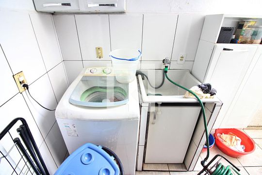 Lavanderia de casa à venda com 3 quartos, 115m² em Baeta Neves, São Bernardo do Campo