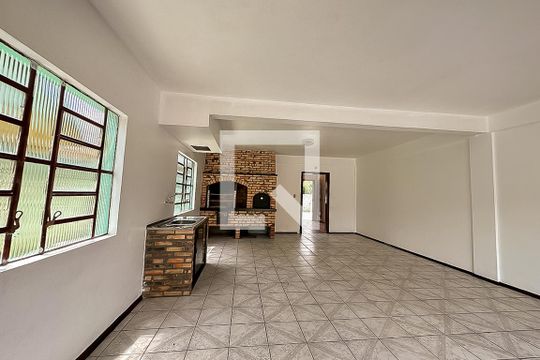 Garagem de casa para alugar com 5 quartos, 168m² em Centro, Novo Hamburgo