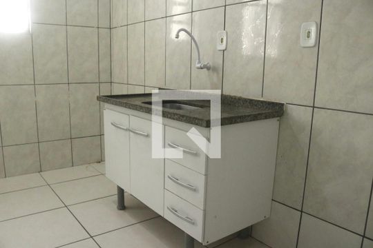 Cozinha  de apartamento para alugar com 1 quarto, 60m² em Cidade Ocian, Praia Grande