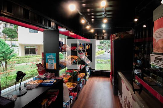 Mini Mercado de apartamento para alugar com 2 quartos, 50m² em Sacoma, São Paulo