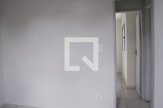 Sala de casa para alugar com 2 quartos, 70m² em Vila Ré, São Paulo