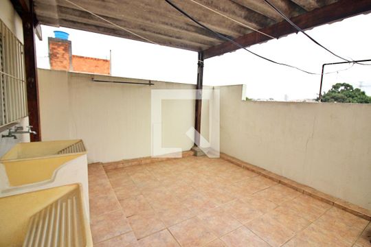 Lavanderia de casa à venda com 4 quartos, 180m² em Paulicéia, São Bernardo do Campo