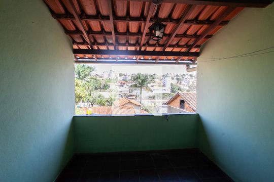 Vista Suíte de casa à venda com 4 quartos, 270m² em Floramar, Belo Horizonte
