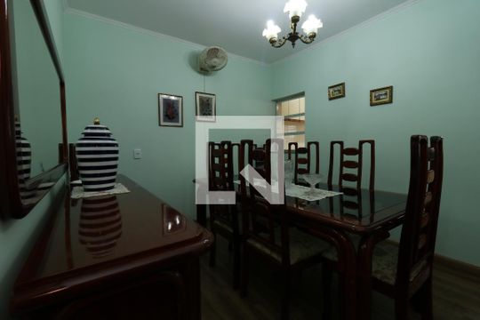 Copa de casa à venda com 3 quartos, 242m² em Vila Eldizia, Santo André